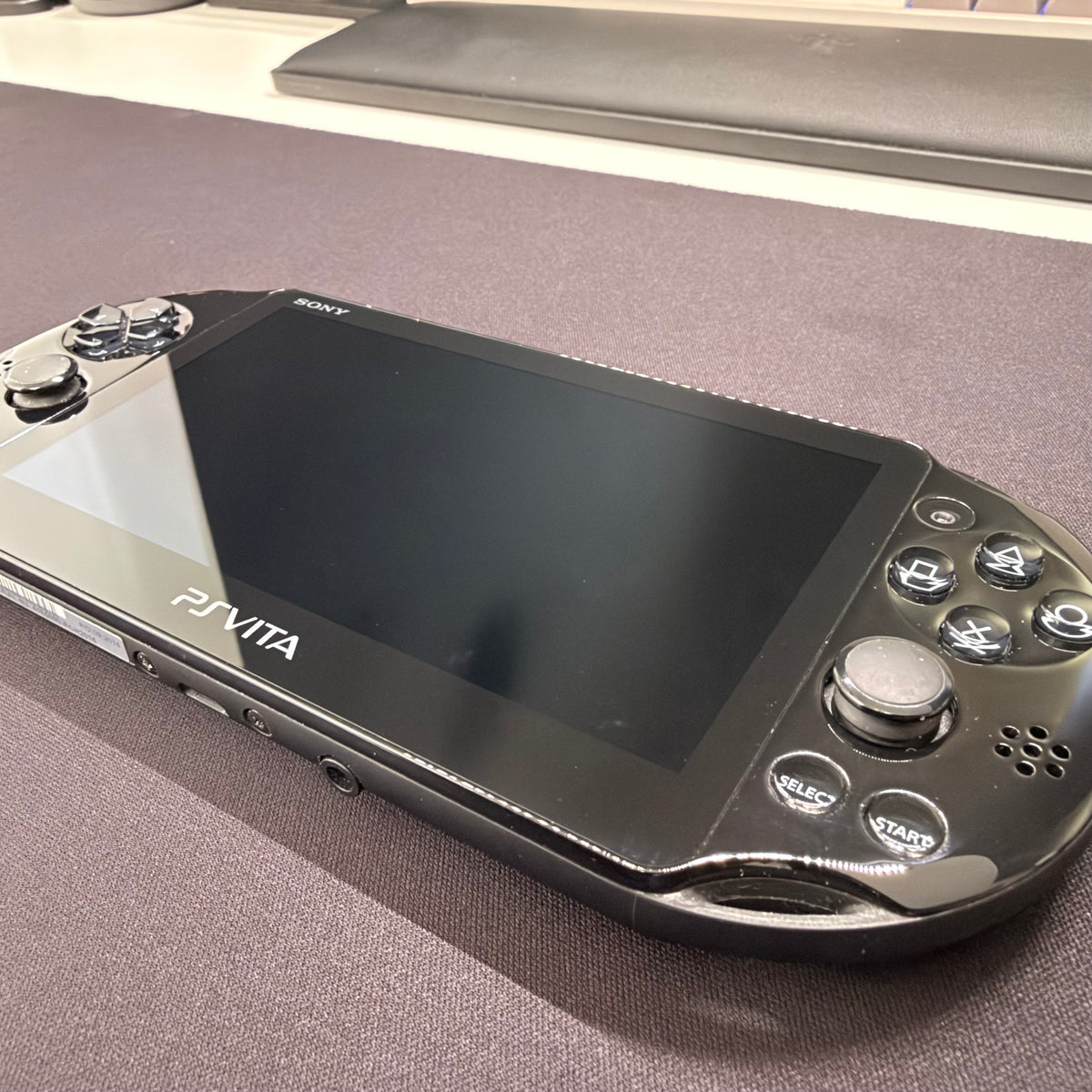 Sony PS Vita 2000 Slim Black 256GB SD2Vita