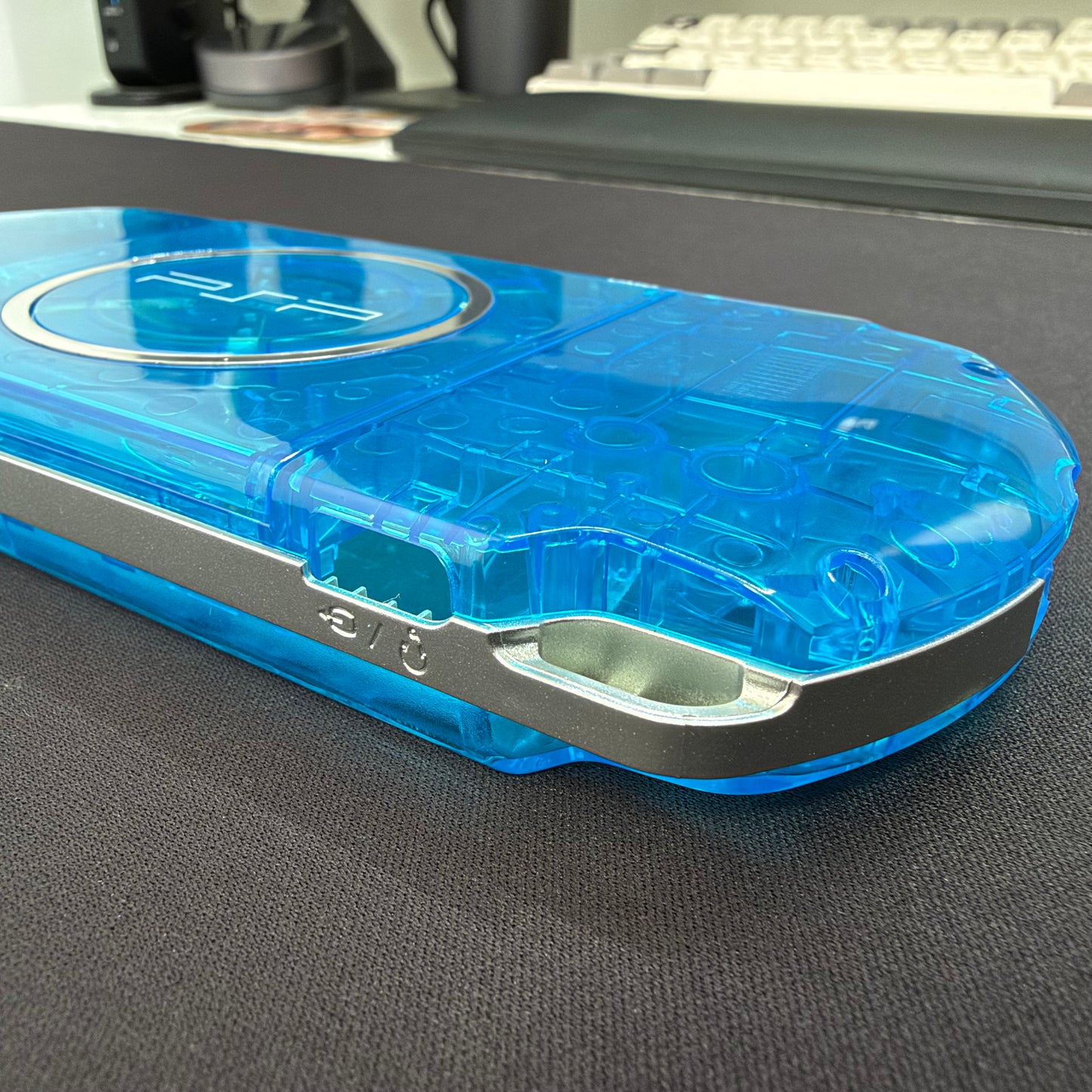 Premium PSP 3000 Full Replacement Shell Kit – Transparent Blue Housing with Buttons
