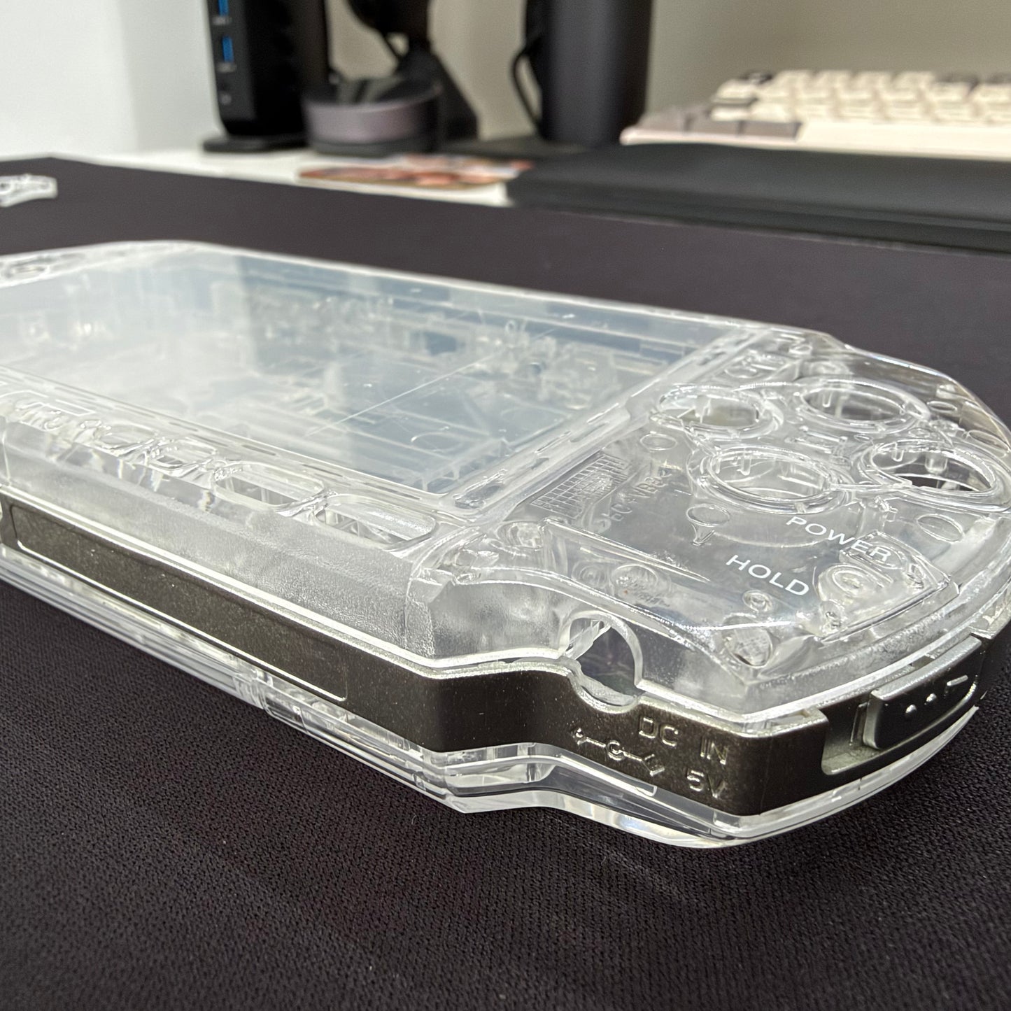 Premium PSP 3000 Full Replacement Shell Kit – Transparent Clear Housing with Buttons
