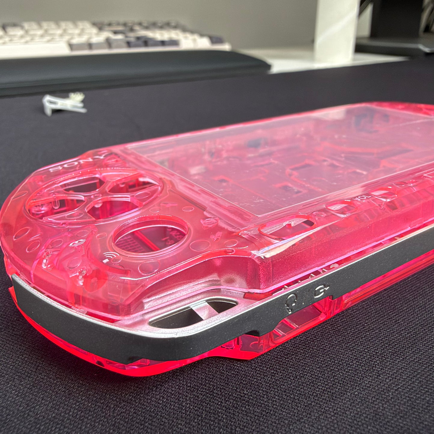 Premium PSP 3000 Full Replacement Shell Kit – Transparent Pink Housing with Buttons
