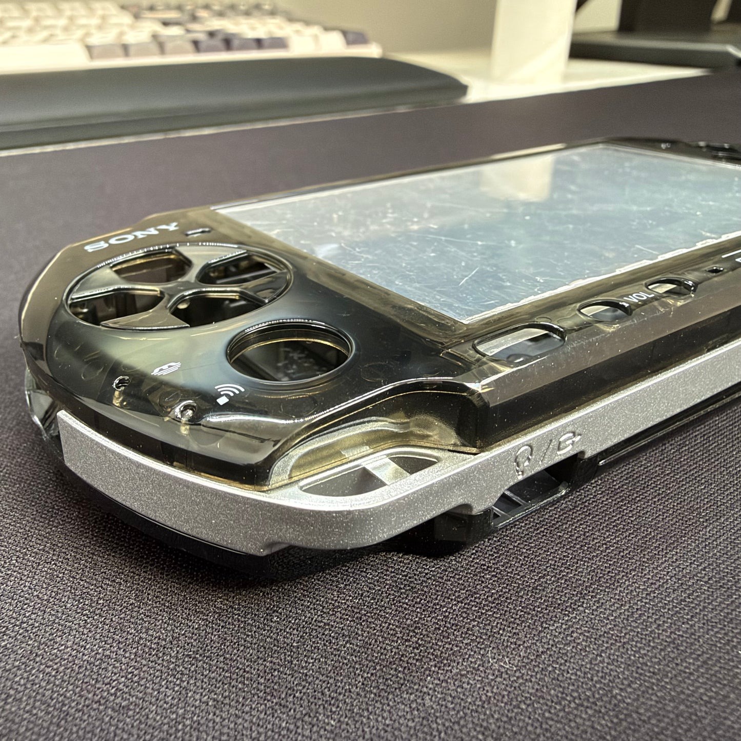 Premium PSP 3000 Full Replacement Shell Kit – Transparent Black Housing with Buttons