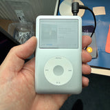 Apple iPod Classic 7th Gen – Silver