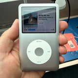 Apple iPod Classic 7th Gen – Silver