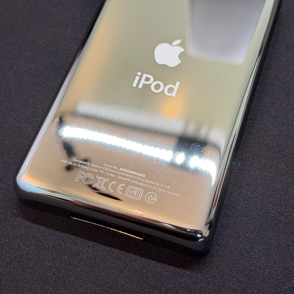 Silver Thick Back Housing – For iPod Classic / Video