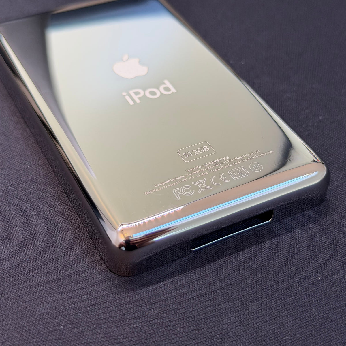 Silver Thick Back Housing – For iPod Classic / Video
