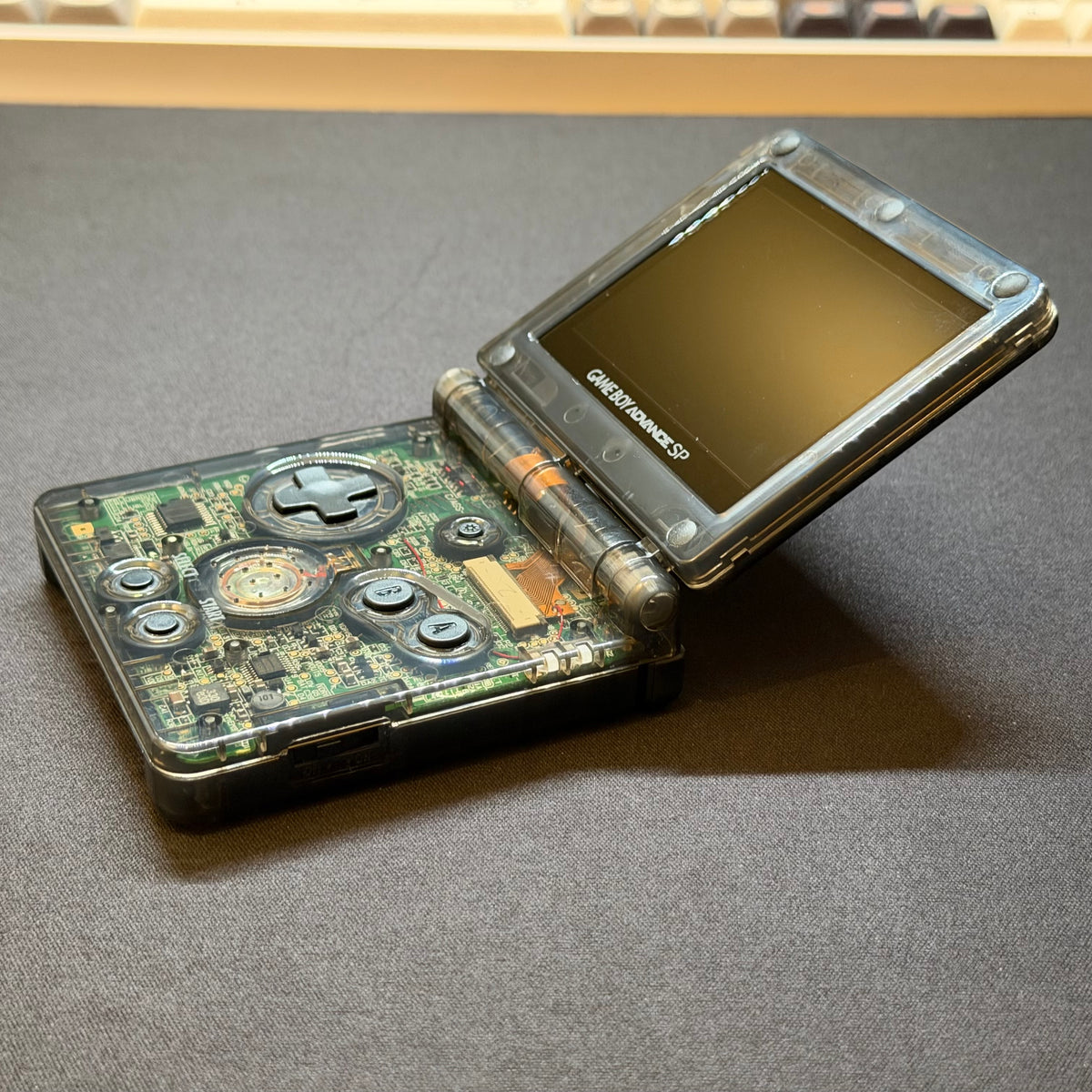 Nintendo Game Boy Advance SP – Transparent Black