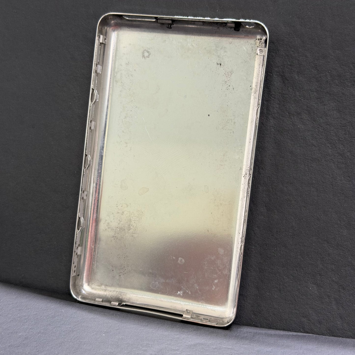 Silver Thin Back Housing – For iPod Classic / Video
