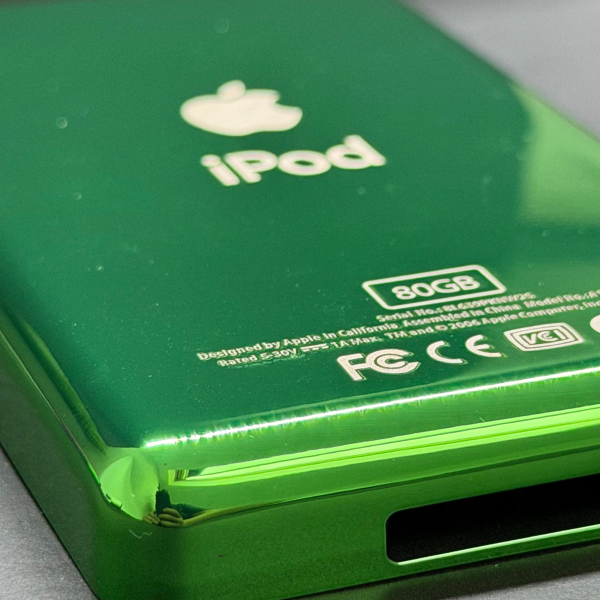 Green Thick Back Housing – For iPod Video / Classic