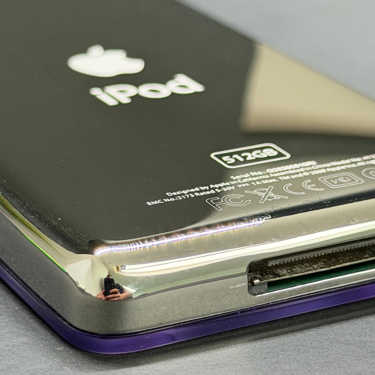 Apple iPod Video 5th Gen – Transparent Purple