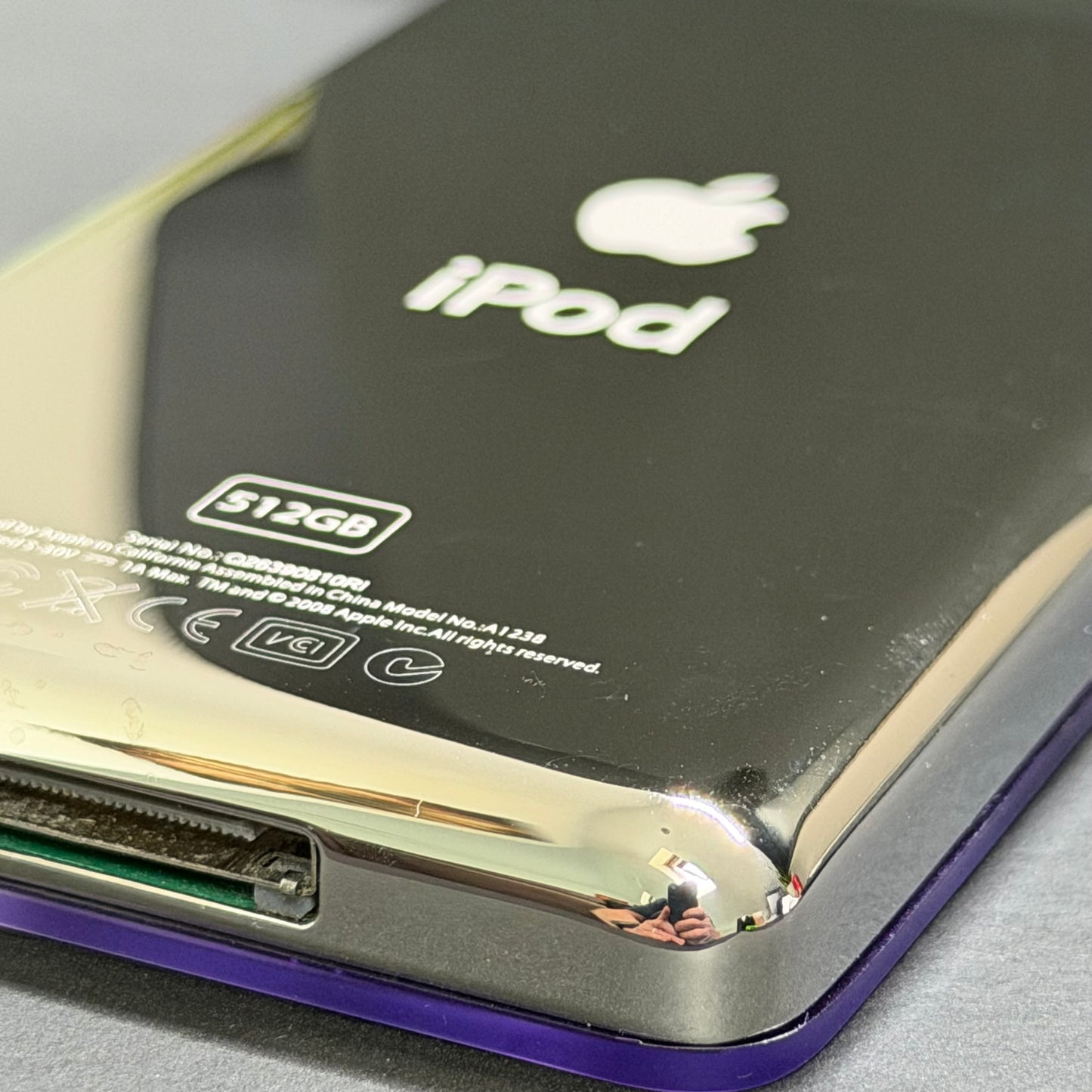 Apple iPod Video 5th Gen – Transparent Purple