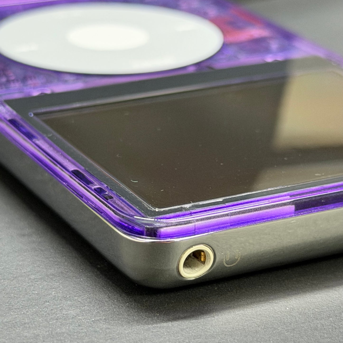 Apple iPod Video 5th Gen – Transparent Purple