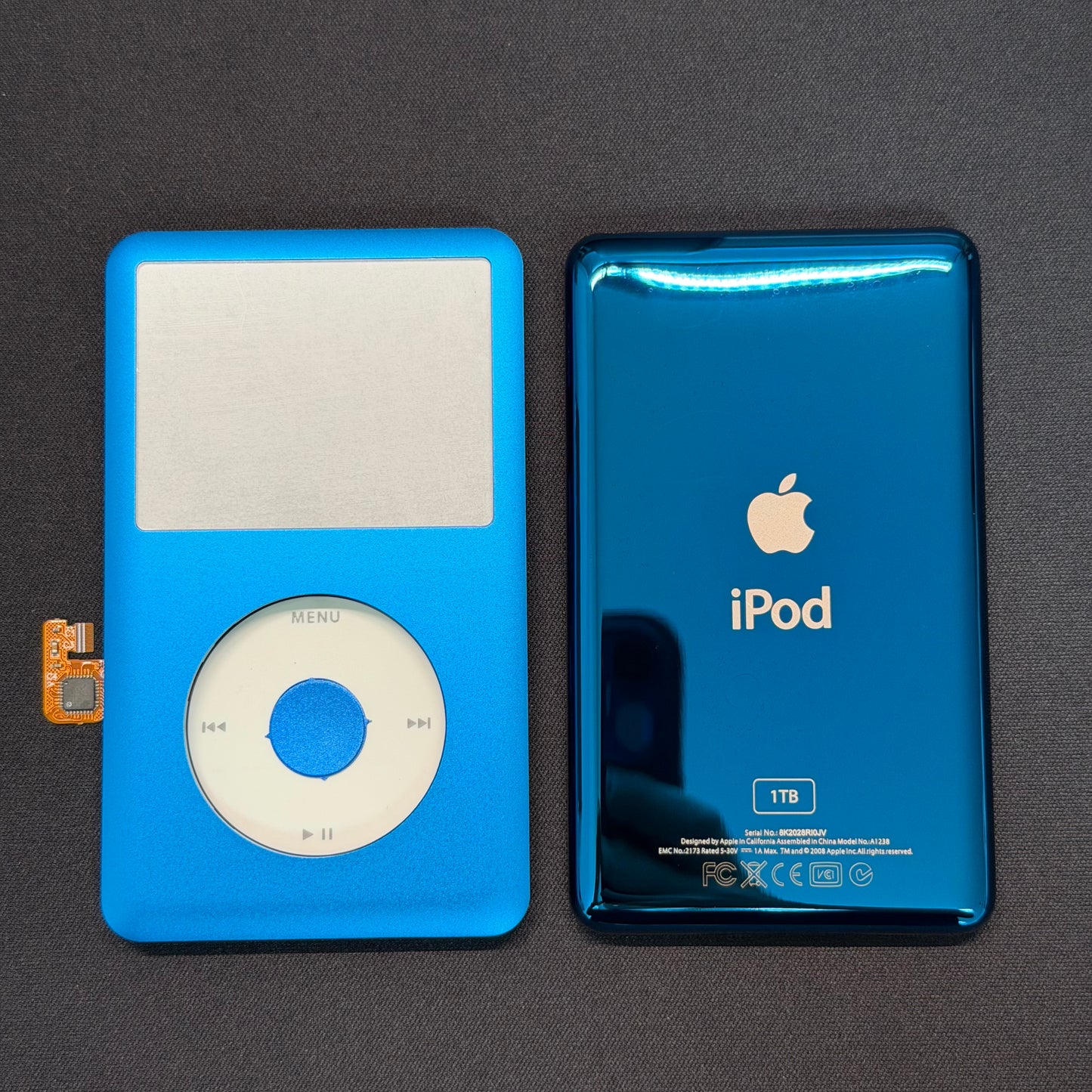 iPod Classic 6th 7th Gen Complete Housing Kit - Blue / White