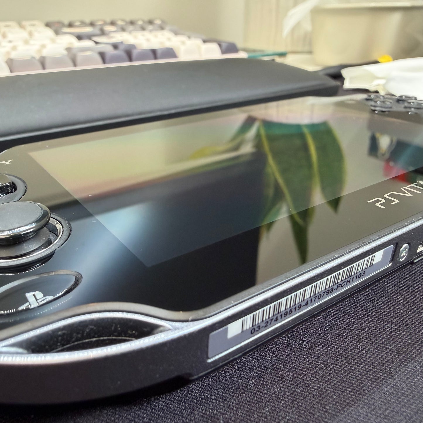 Sony PS Vita 1000 OLED Black 256GB SD2Vita