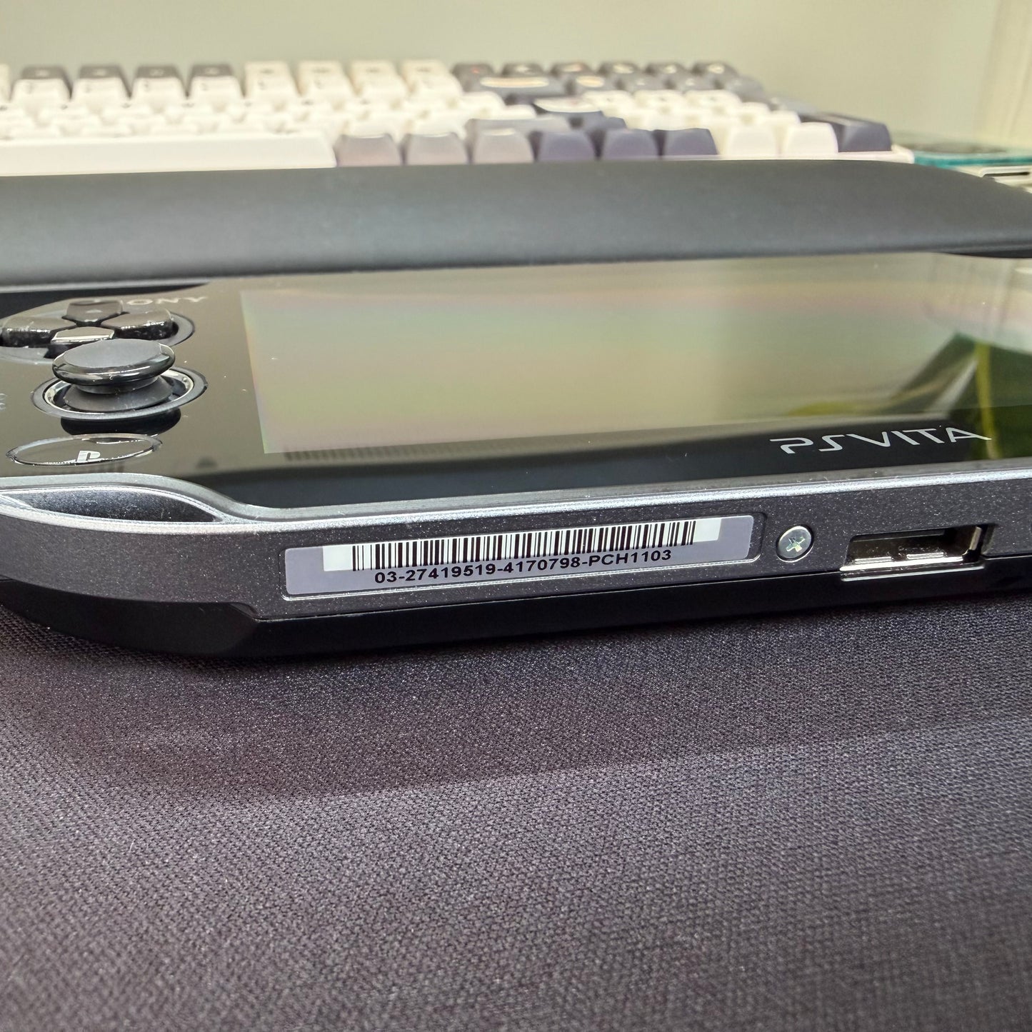 Sony PS Vita 1000 OLED Black 256GB SD2Vita