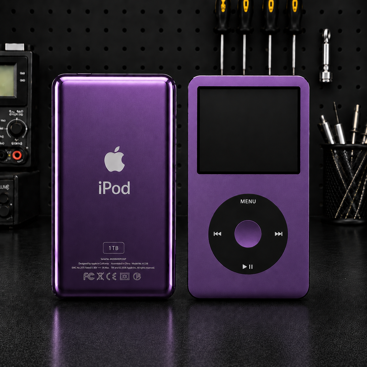 Apple iPod Classic 7th Gen – Purple