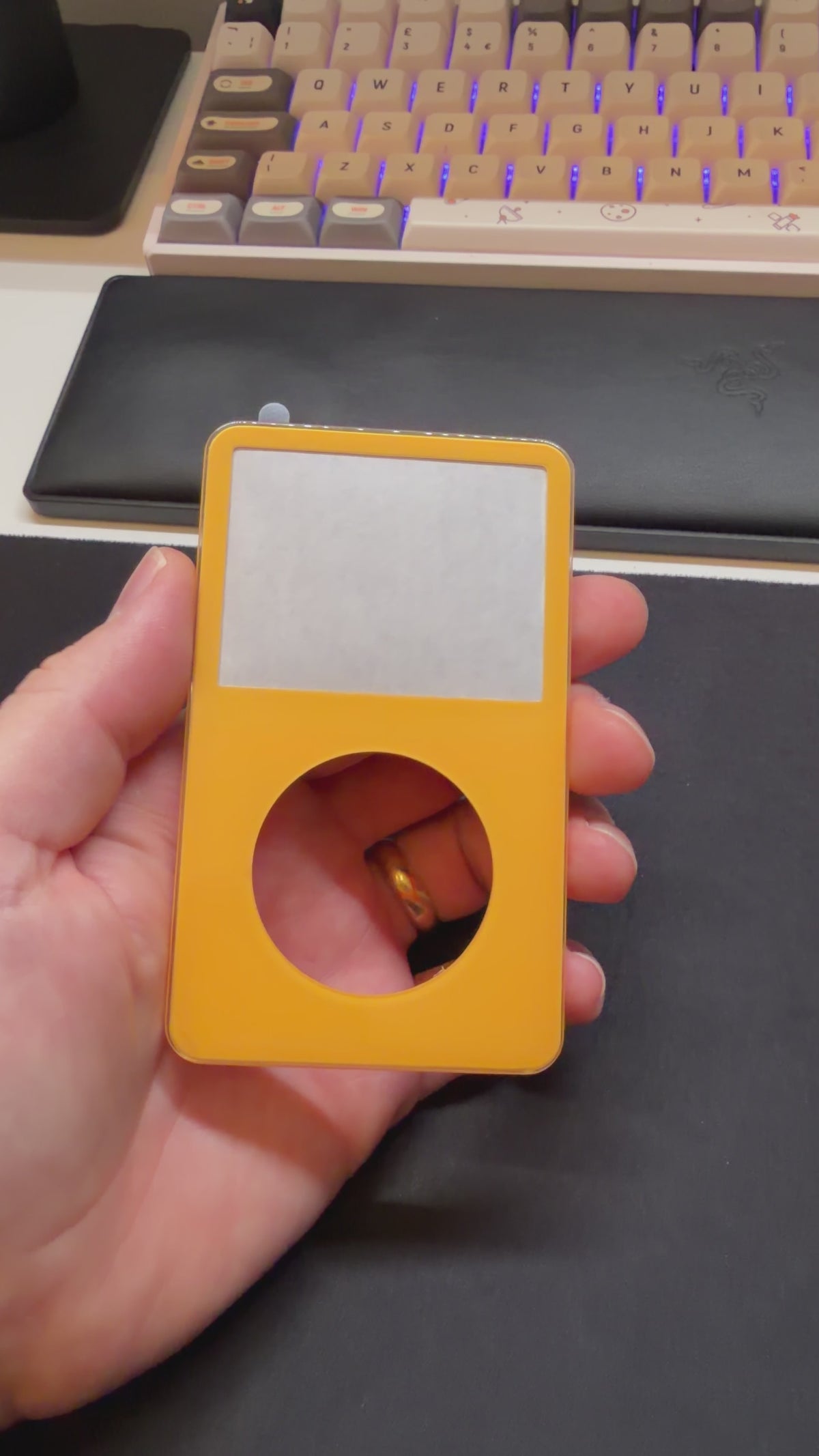 Yellow Front Housing – For iPod Video 5th / 5.5 Gen