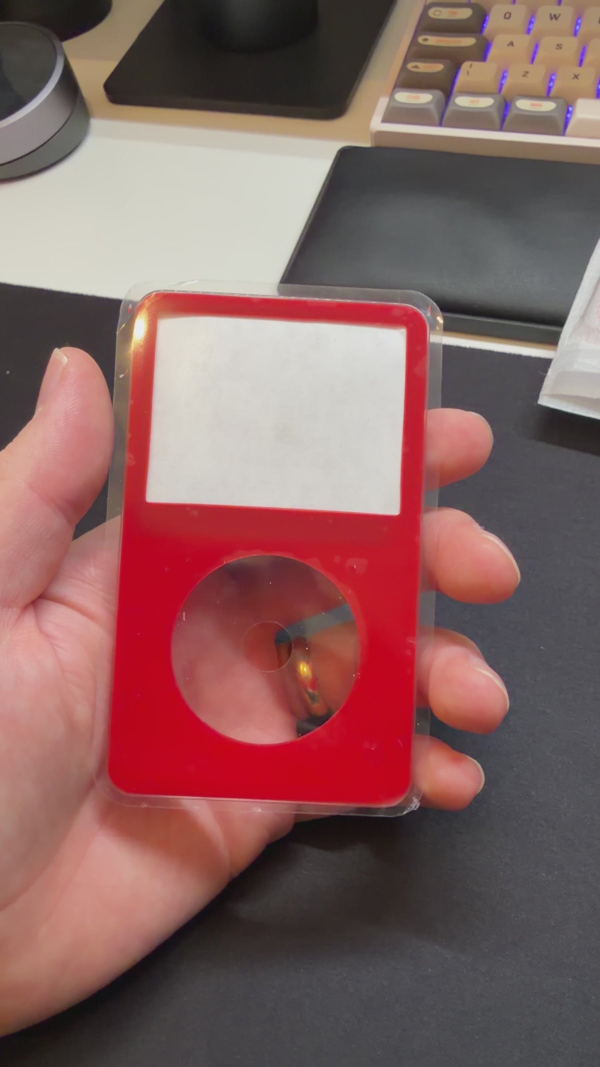 Red Front Housing – For iPod Video 5th / 5.5 Gen